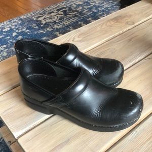 Dansko Women’s Black Clogs